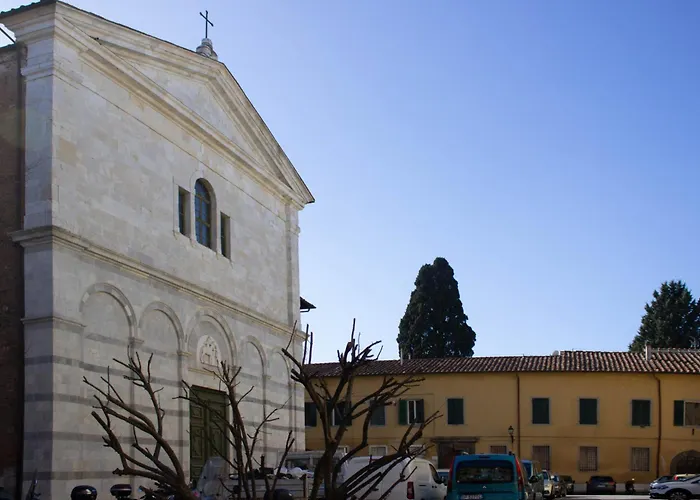 Nel Cuore Di PisaMonolocale In Palazzo Storico.