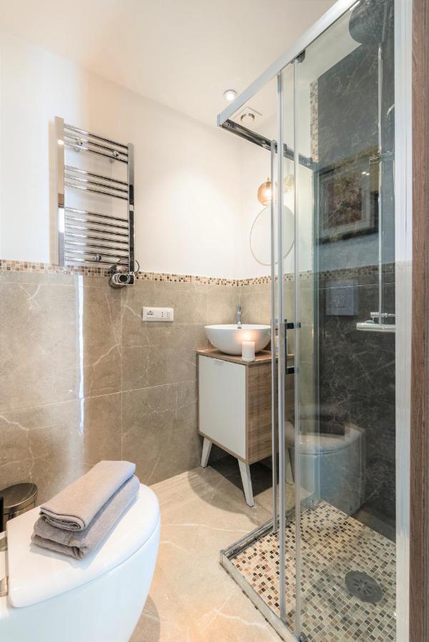 Hostly - Colorhome Midtown - Unique 3 With 3 Private Bathrooms *