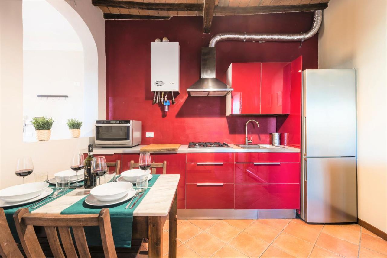 Apartment Hostly - La Pera - 2 Bedrooms, Full Center Pisa