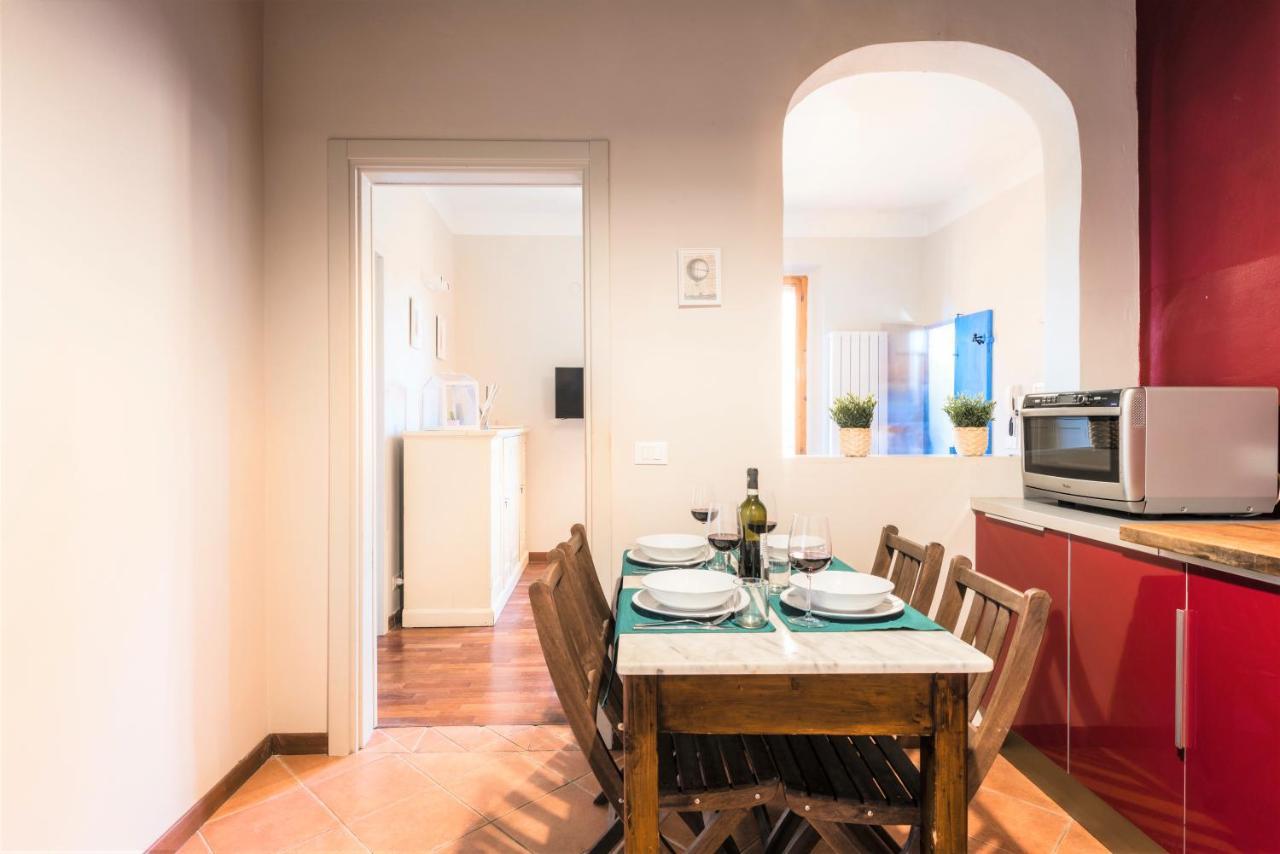 Hostly - La Pera - 2 Bedrooms, Full Center