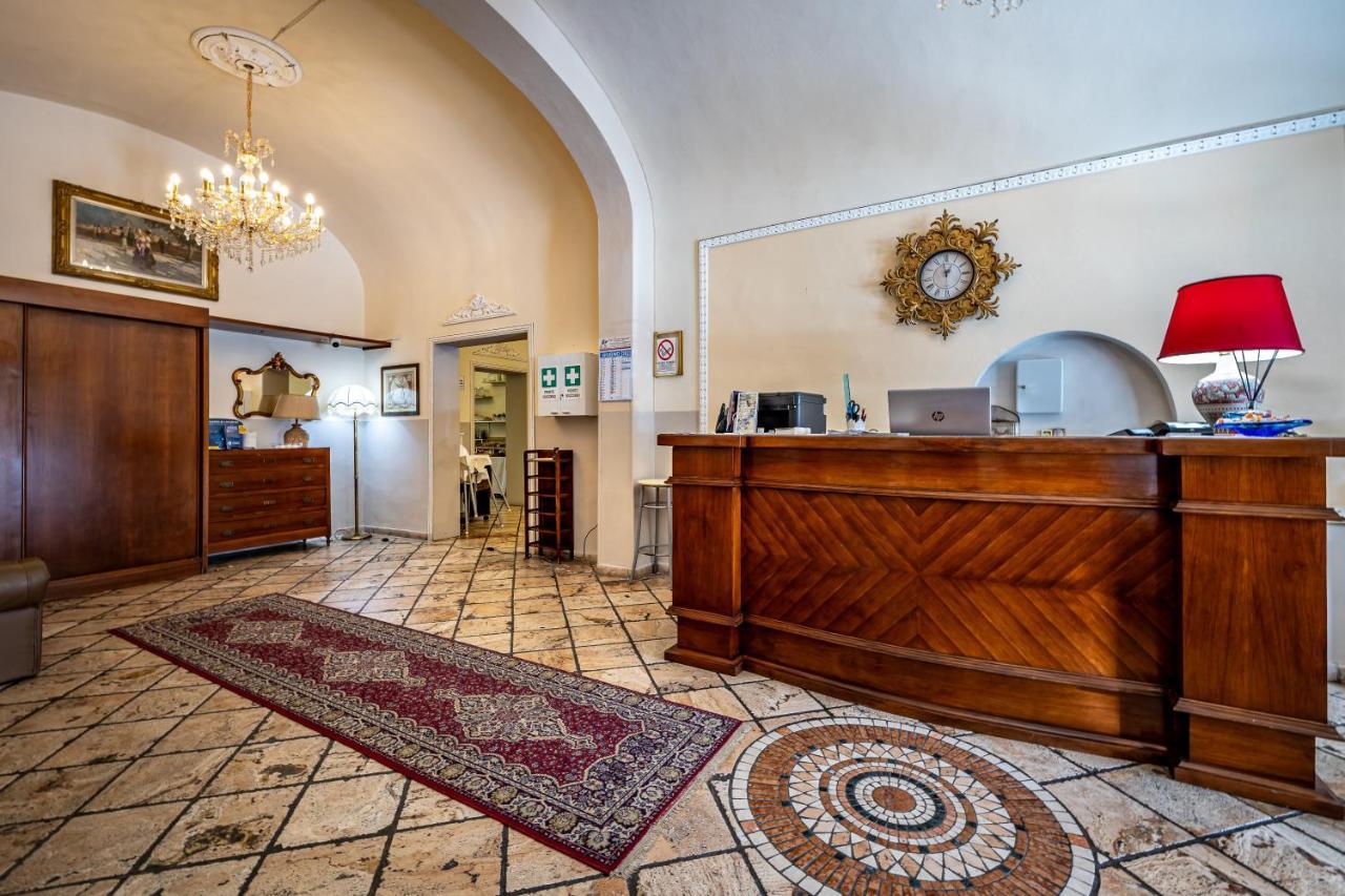 Minerva Hotel