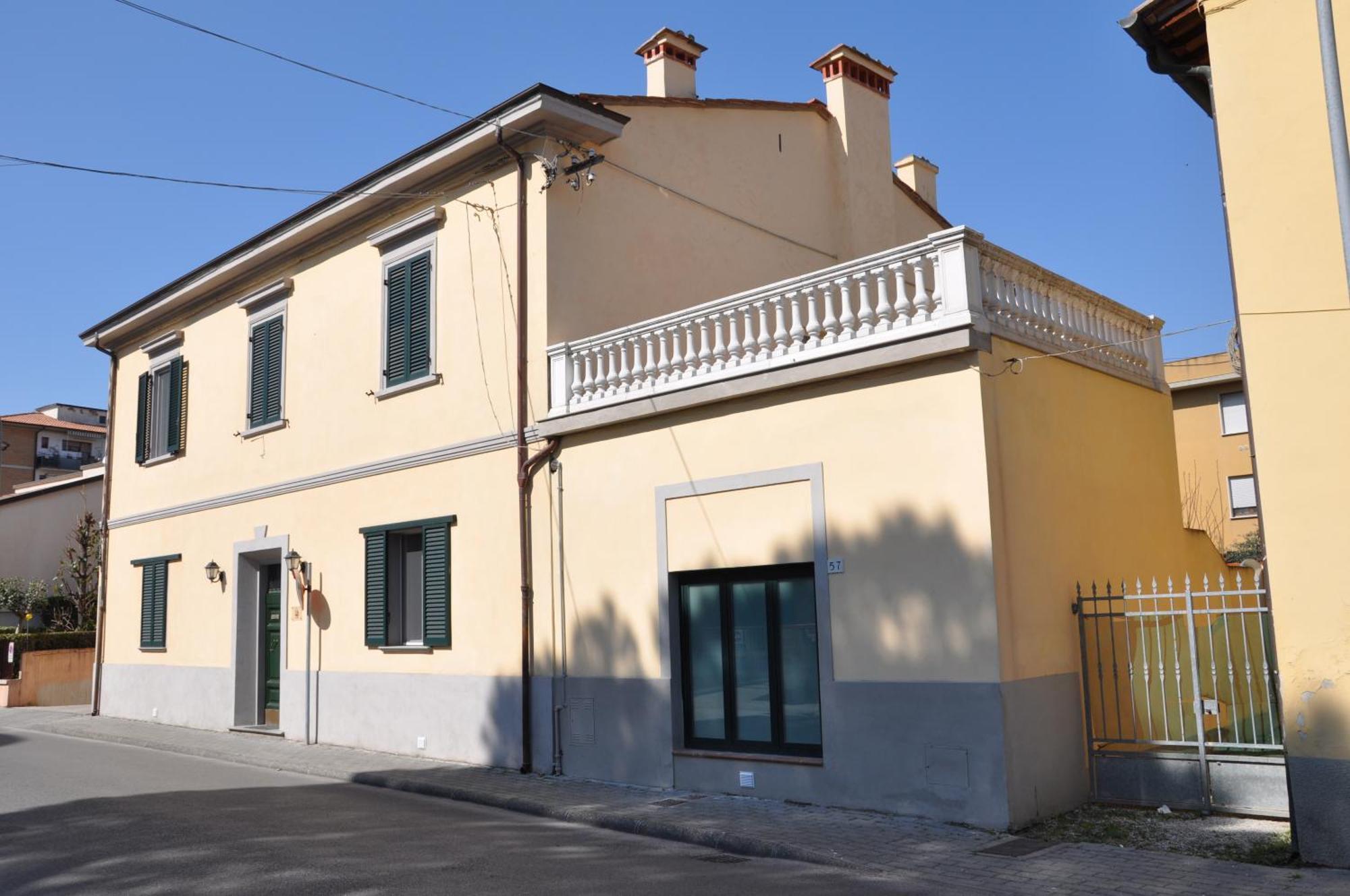 Il Mattino Ha L'oro In Bocca Pisa