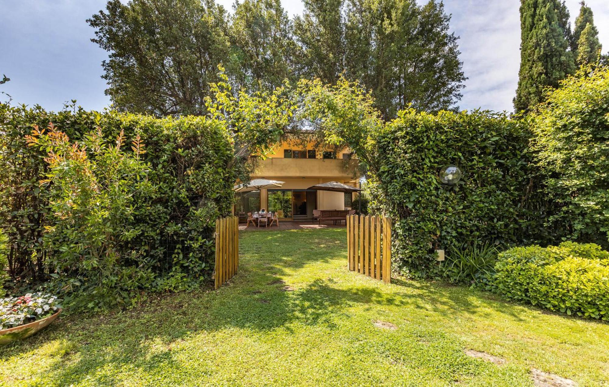 Elena Holiday home