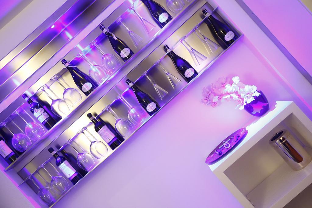 Bed & Breakfast Live09 Design 2*