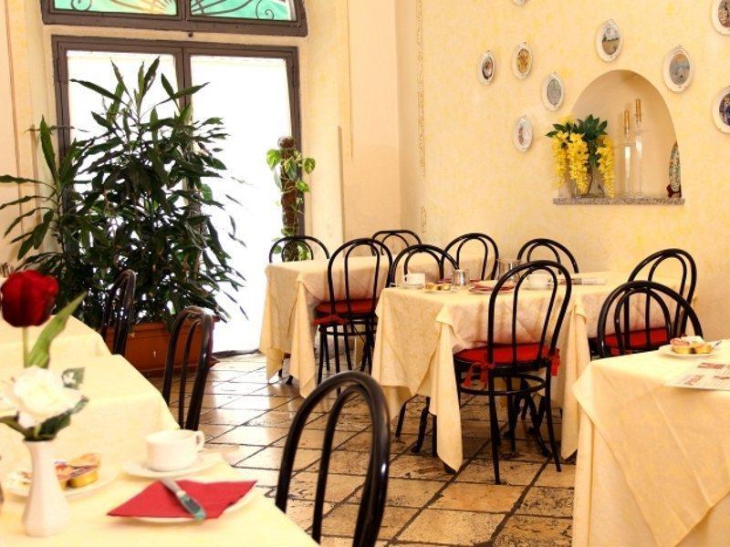Hotel Minerva 3*