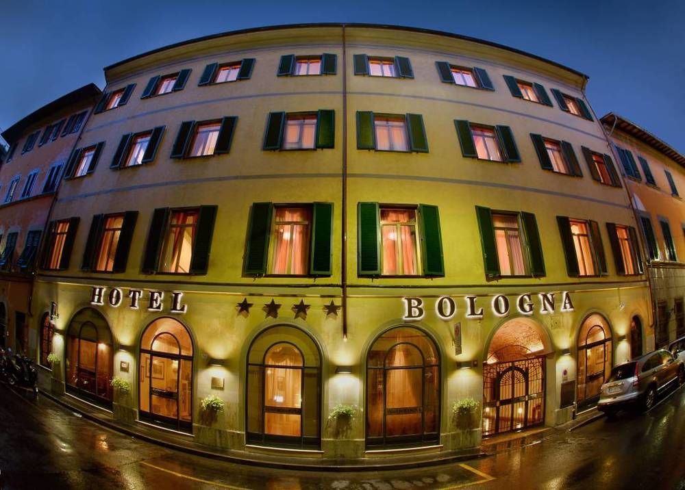 Bologna 4*