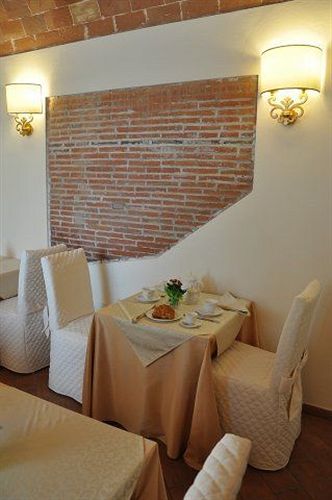 Il Mattino Ha L'oro In Bocca 2*