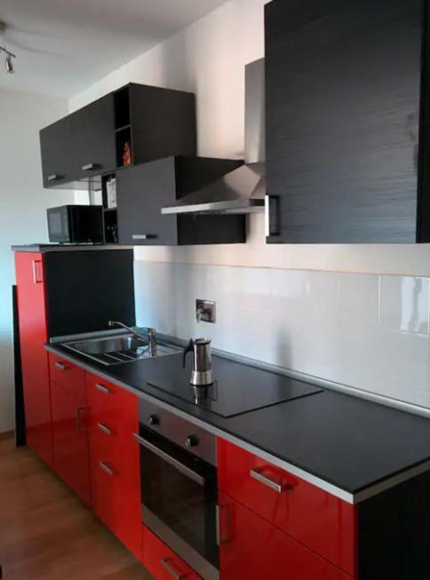 Apartment Via Garofani 8 *