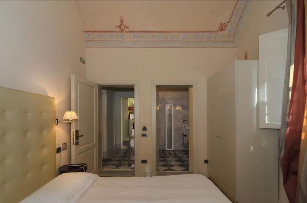Novecento Hotel 3*