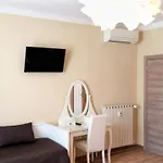 Pisa City Lodge
