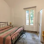 Lc Guest House