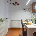 Piazza Artigiani Pisa Lovely Apartment