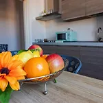 -Cavour 8- 3 Rooms With Views - Near The Tower