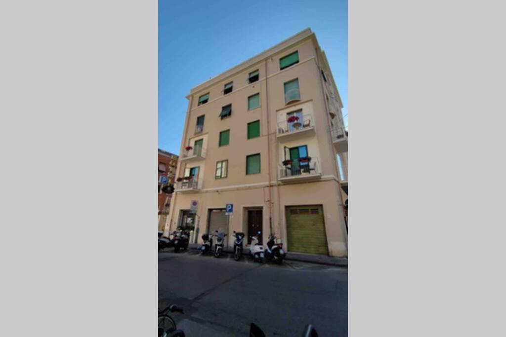 Mascagni 18: Lovely And Apartment