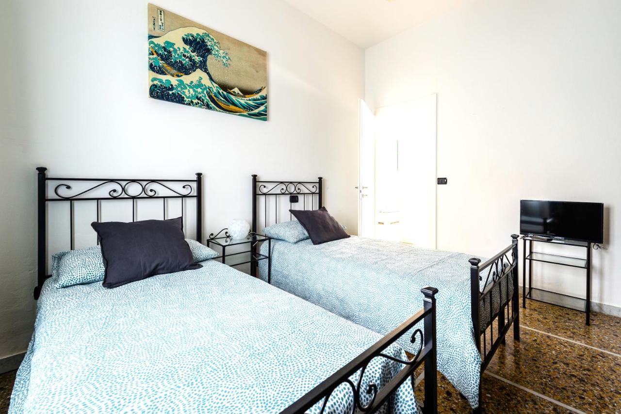 Hostly - The Urban Garden House - 3 Bedrooms, Garden, Great Location! Pisa