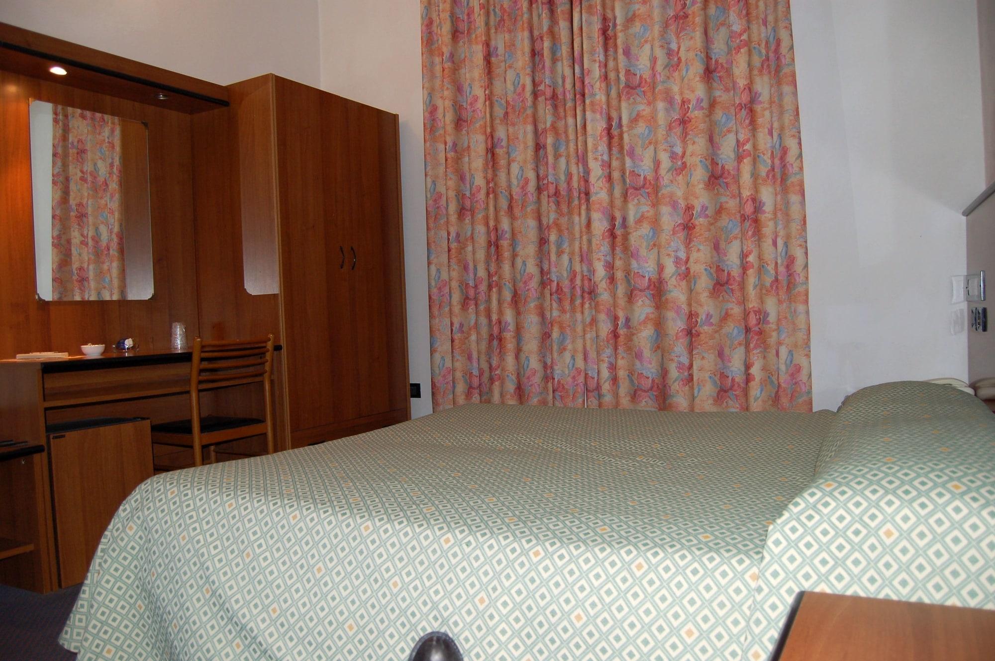 Leonardo 3* Pisa