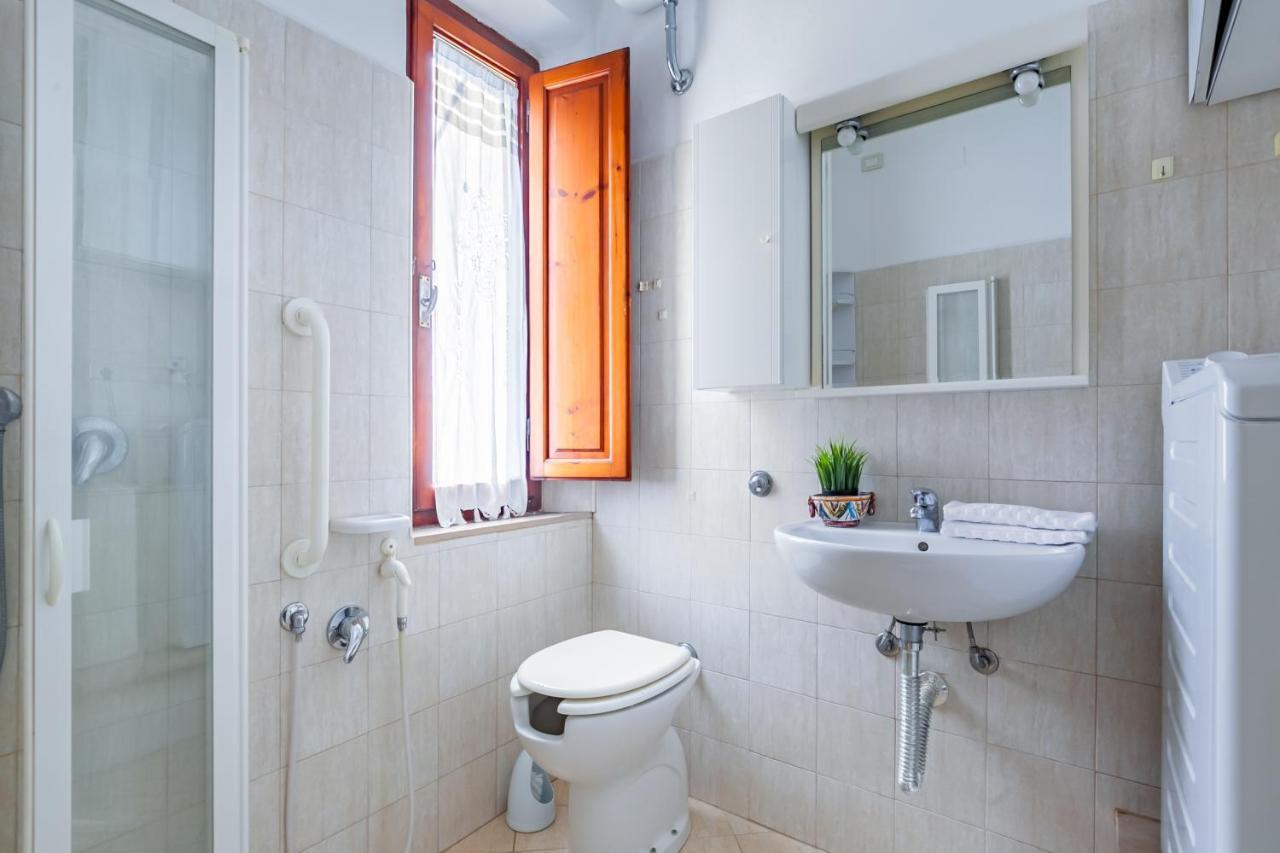 Apartment Airport Comfy - Private Parking Pisa