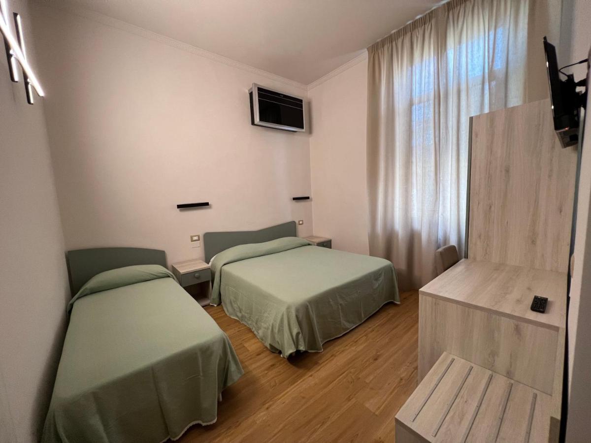 Primavera Hotel