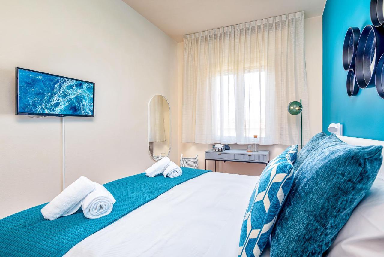 Apartment Art Deco' - Sleepwithme - Free Parking - Free Breakfast - Very Friendly Staff