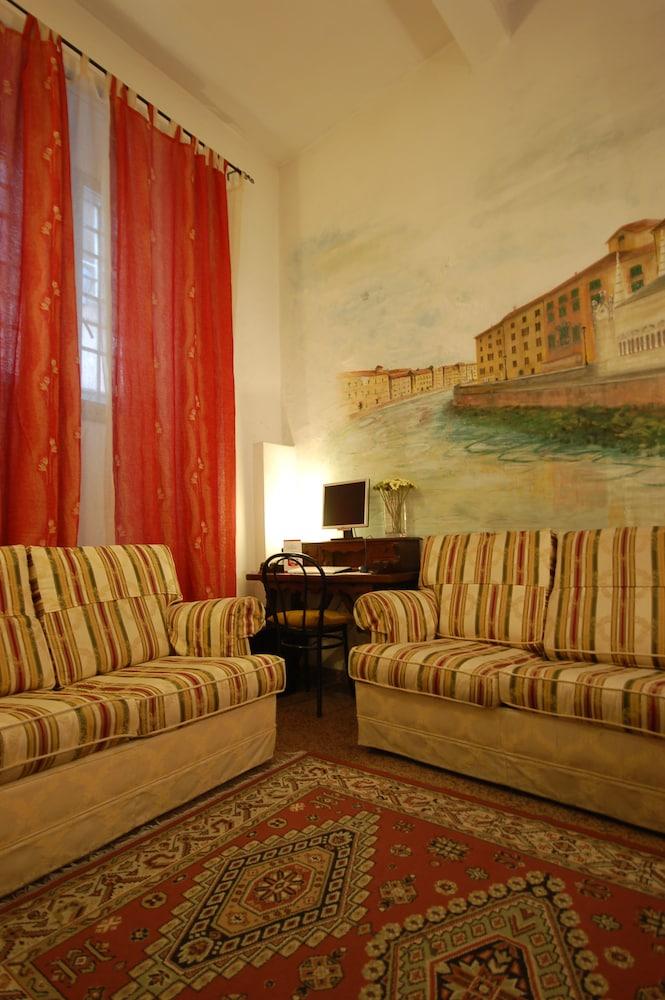 Leonardo Hotel