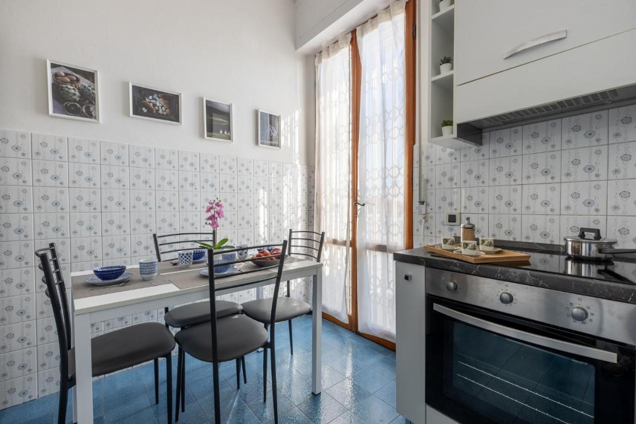 Quiet And Bright Flats With Balcony *