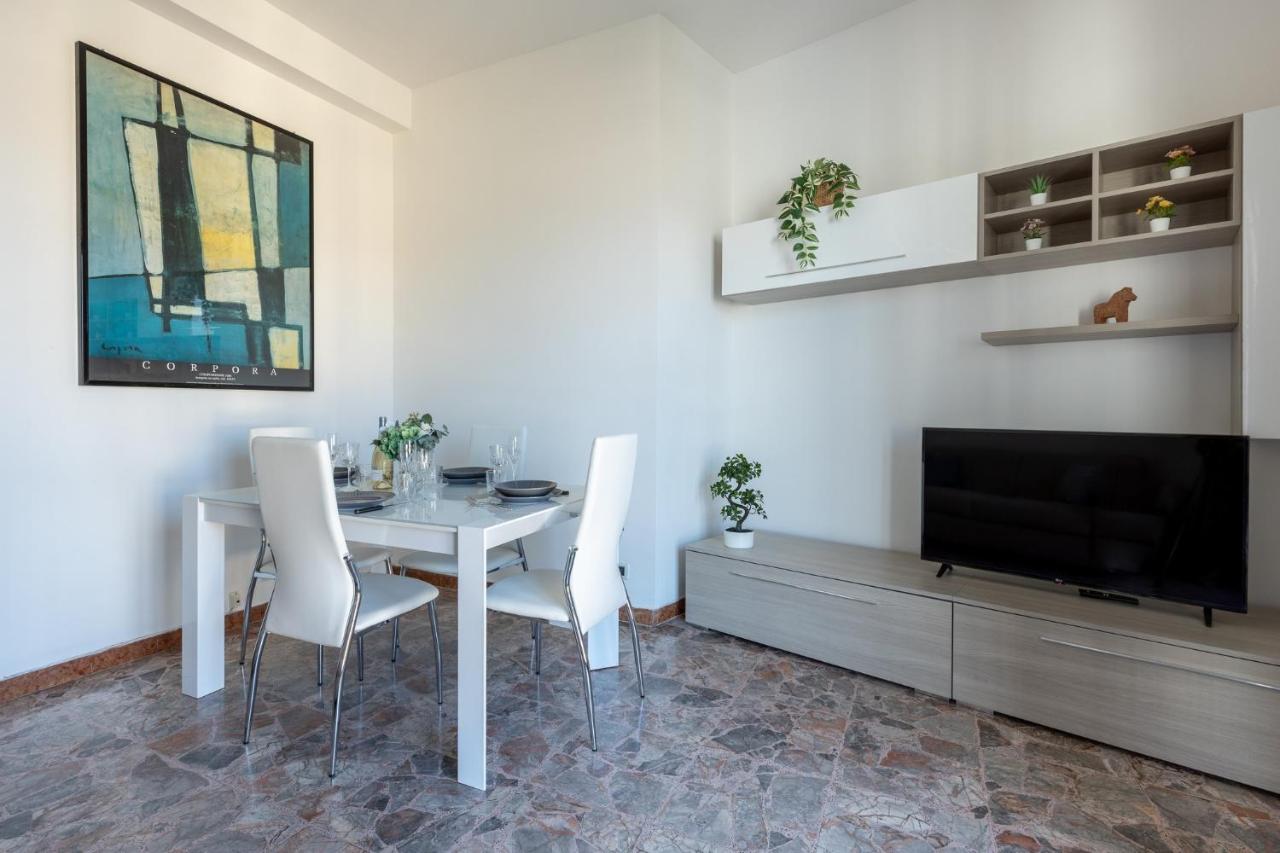 Apartment Quiet And Bright Flats With Balcony Pisa