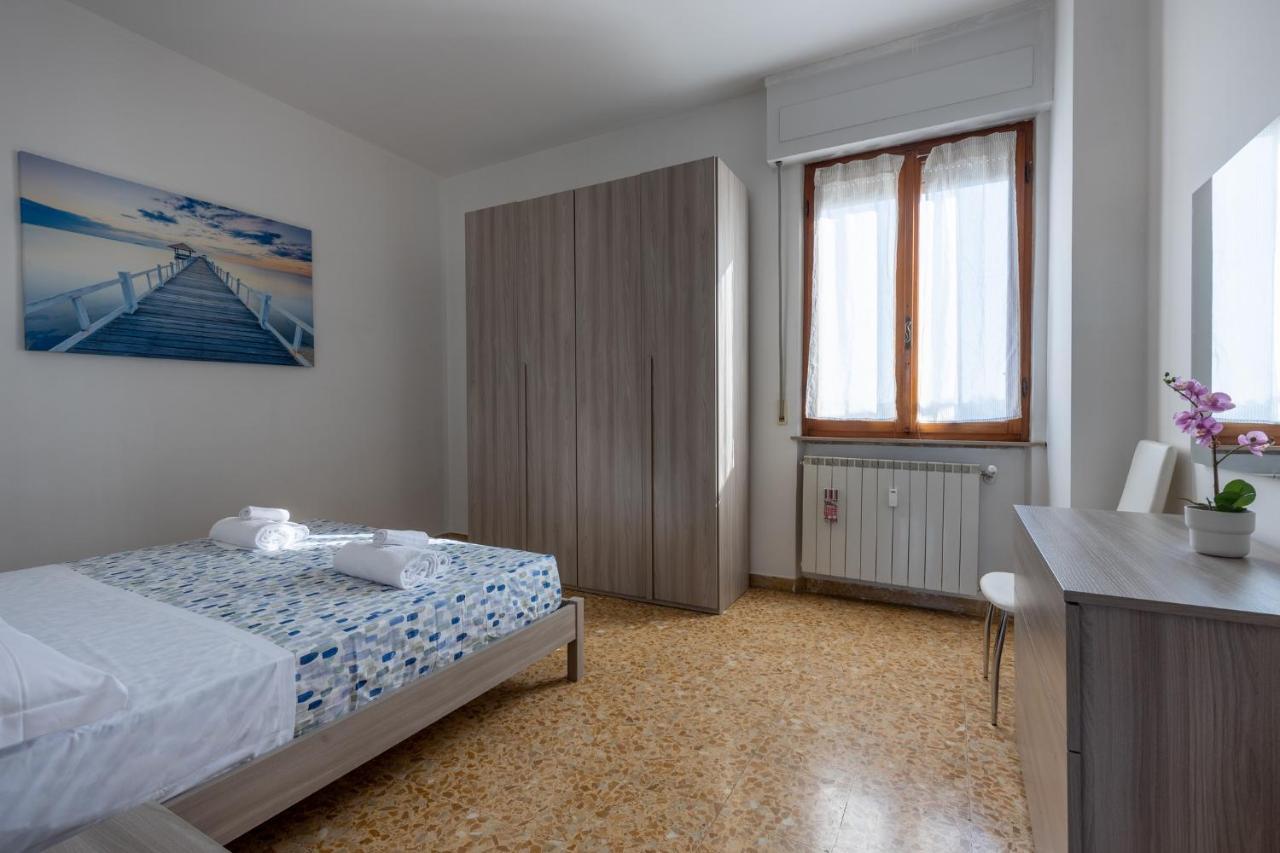 Quiet And Bright Flats With Balcony