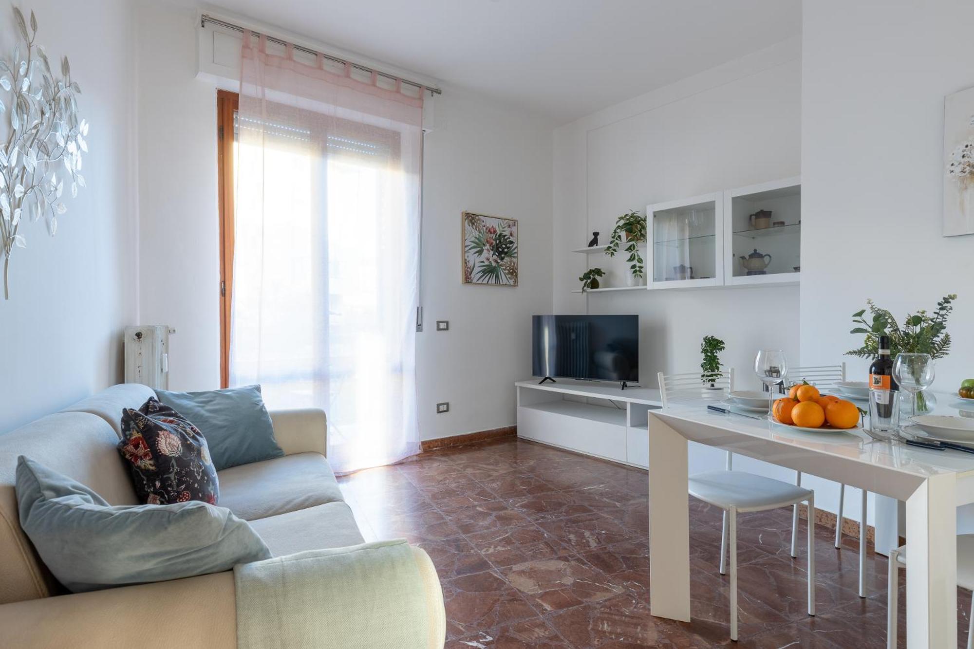 Quiet And Bright Flats With Balcony Apartment Pisa