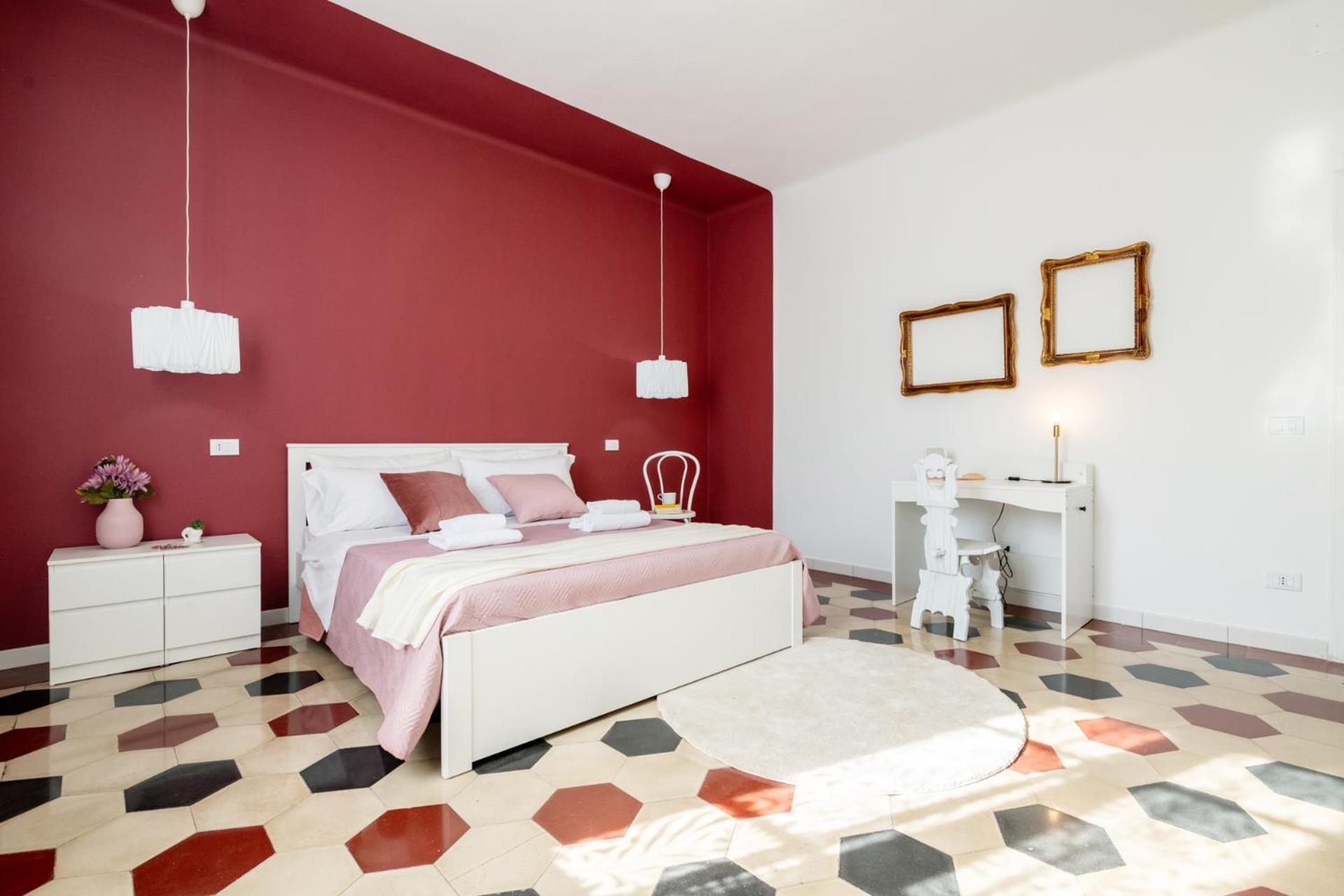 Elegantia In By Pleiades Pisa
