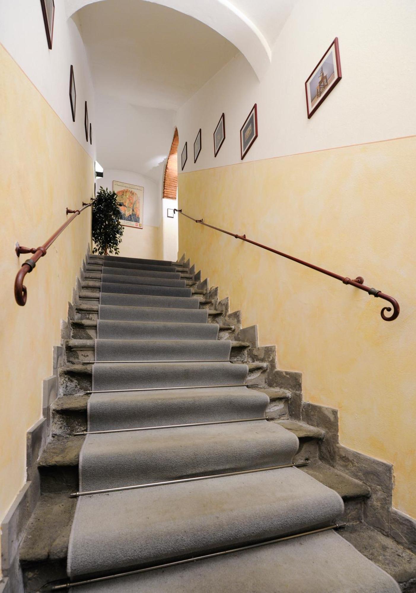 Khách sạn Amalfitana Pisa