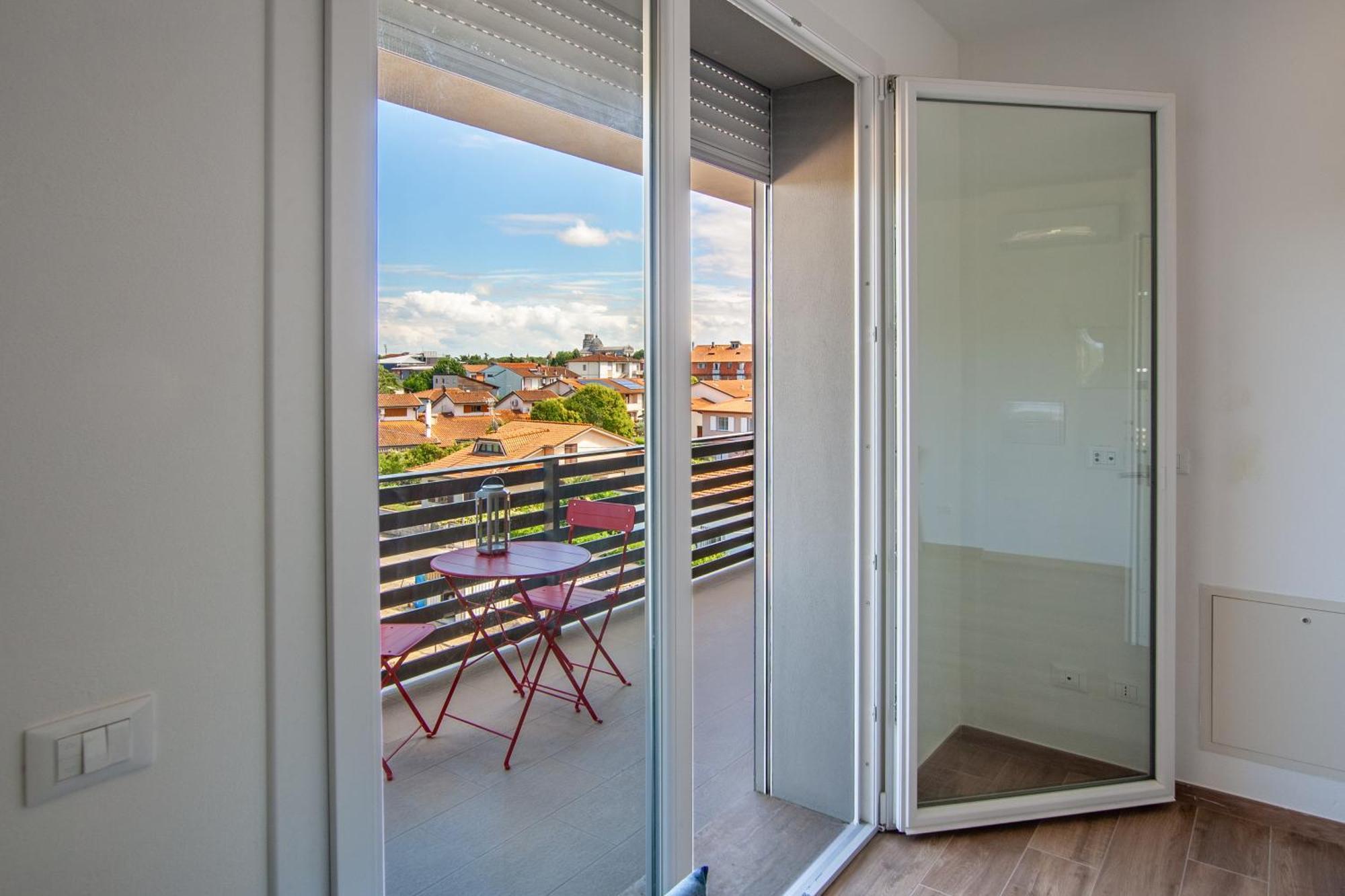 Ltapartments -bilocale Con Parcheggio A 10 Minuti Dalla Torre Appartamento