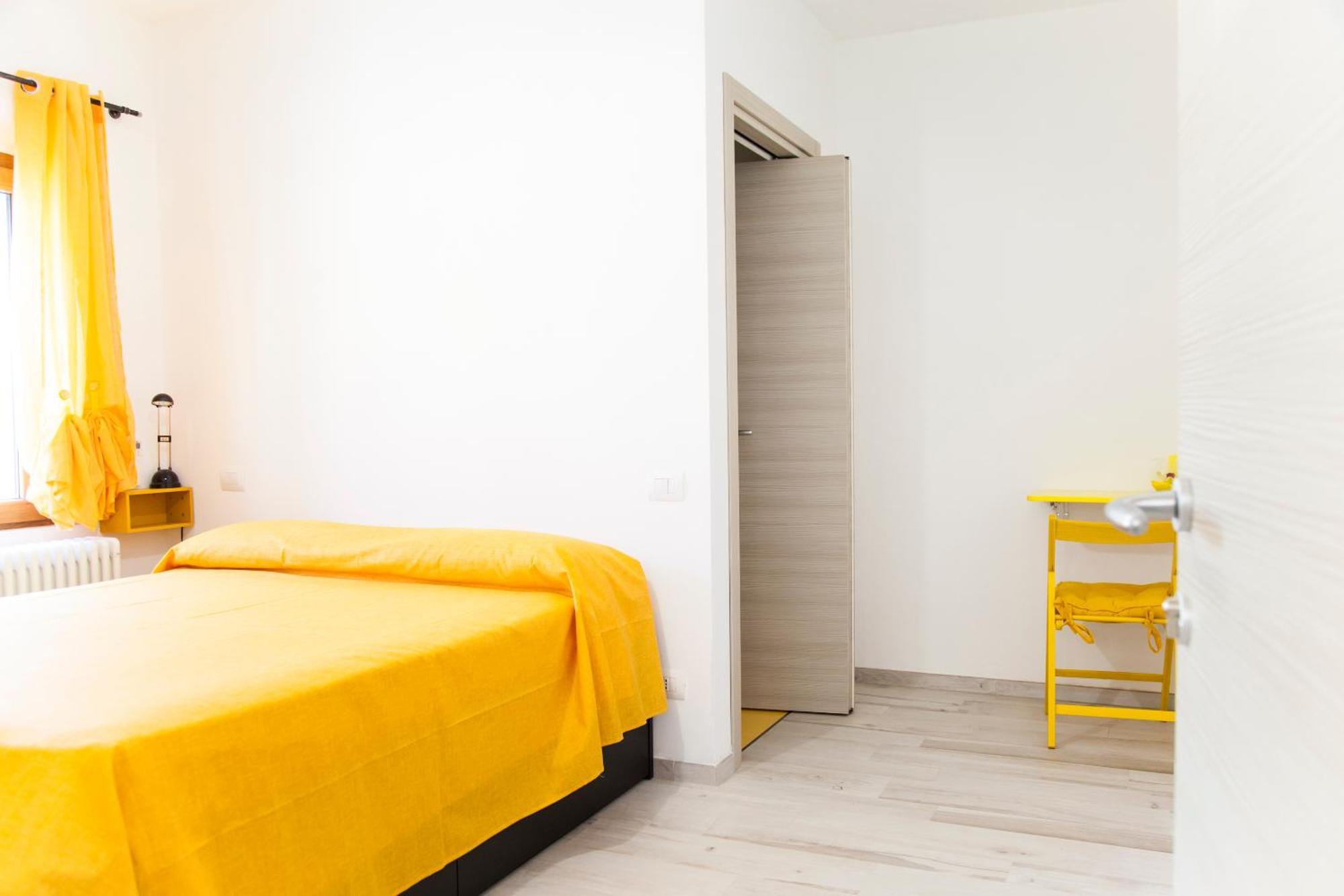 Yellow * Pisa