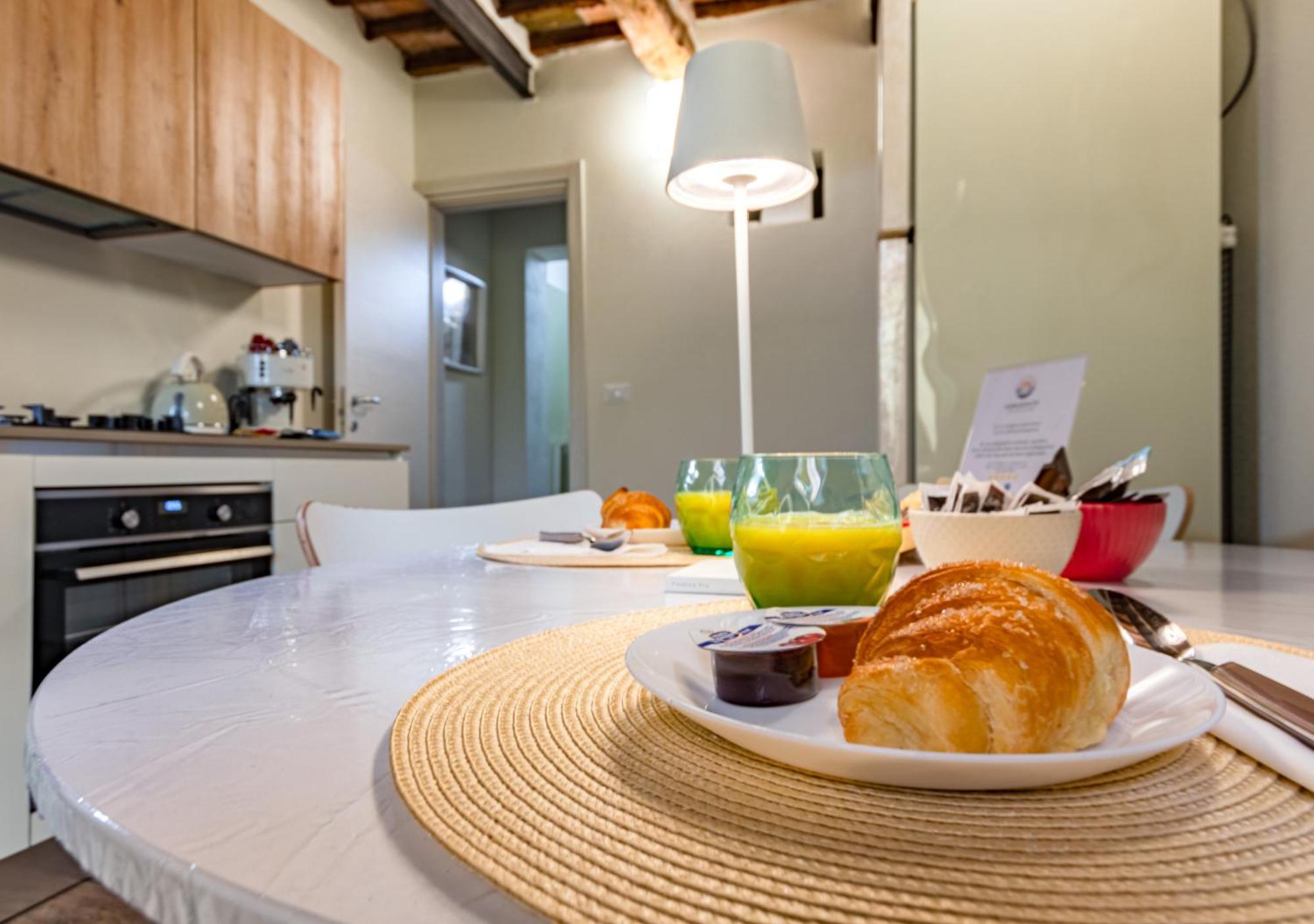Apartamento 900mt Dalla Torre Di - Cortile, Wifi E Netflix *