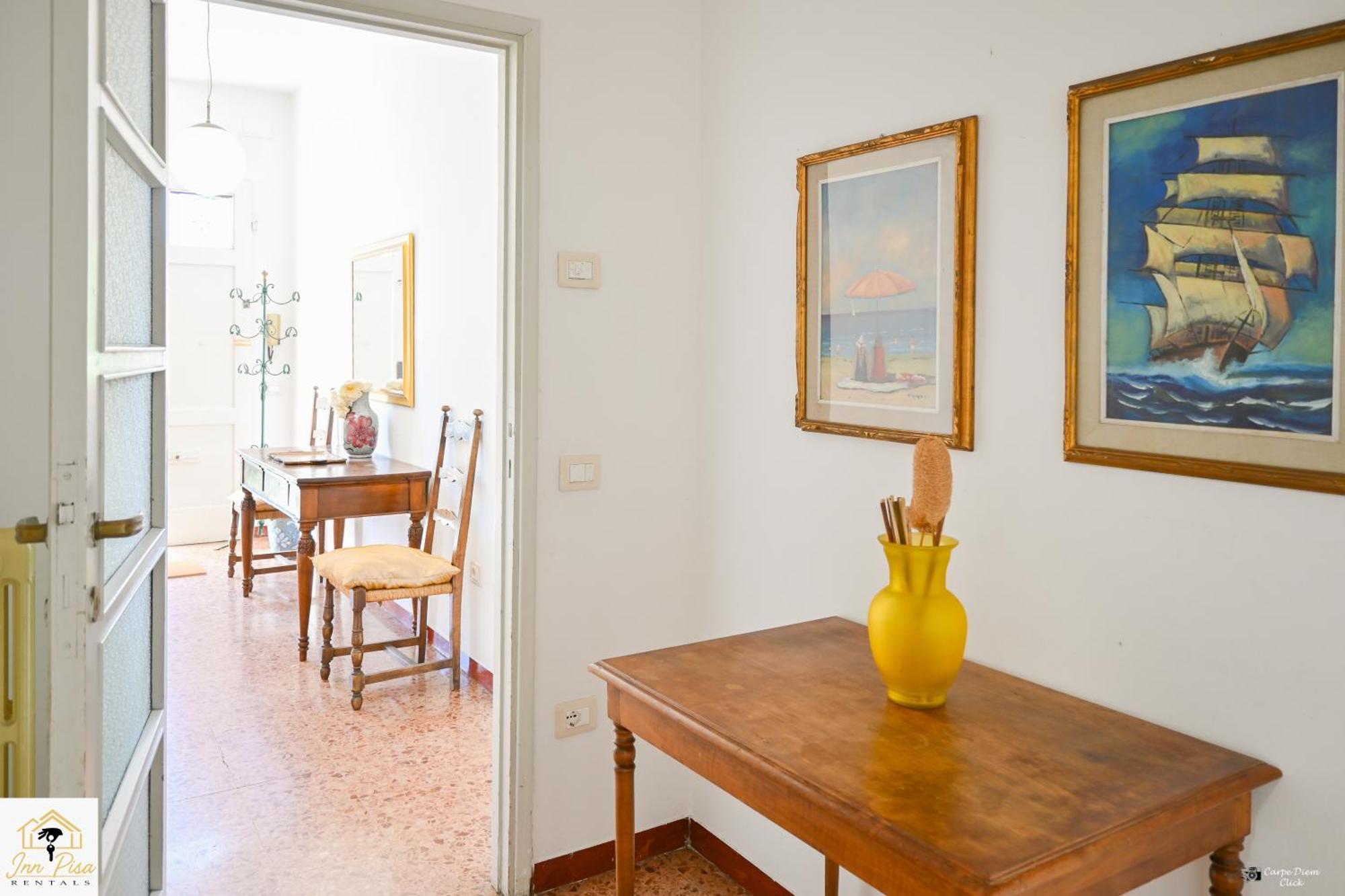 2 - Sunny Corner Flat Pisa