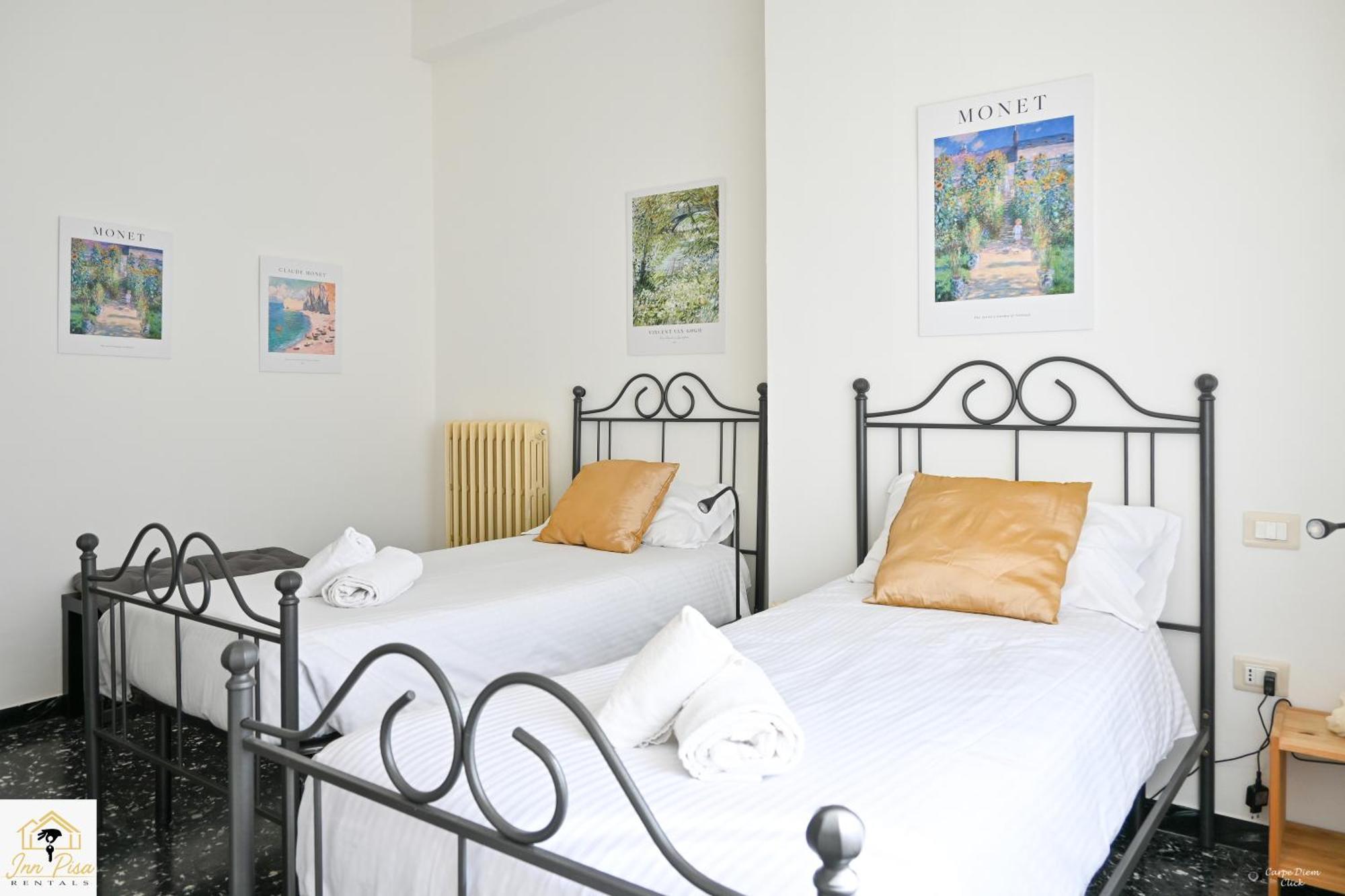 2 - Sunny Corner Flat Pisa
