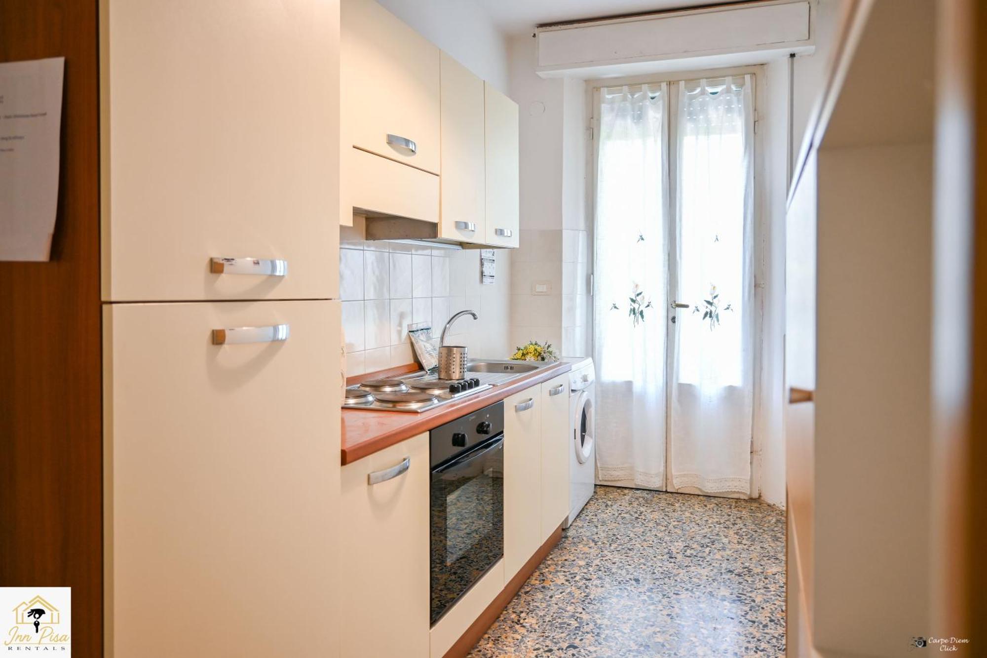 2 - Sunny Corner Flat * Pisa
