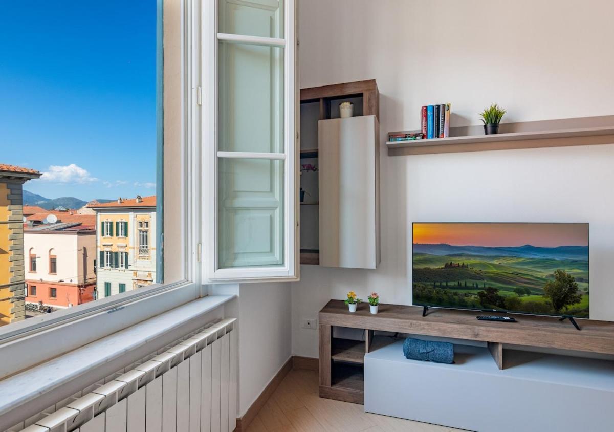 Apartment -cavour 8- 3 With Views - Near The Tower Pisa