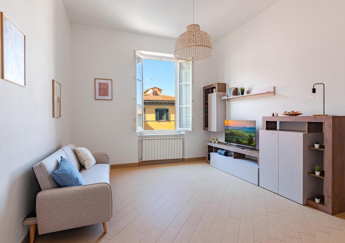 -cavour 8- 3 With Views - Near The Tower