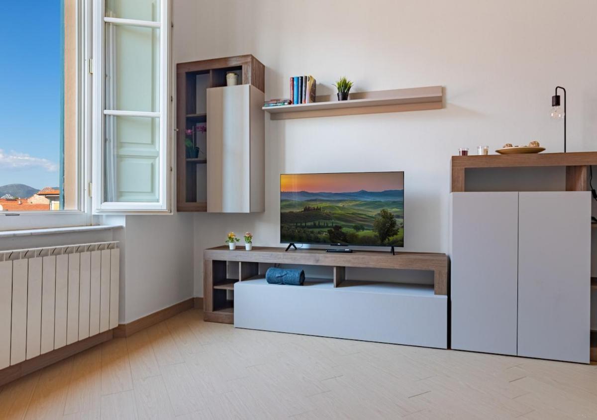 Apartment -cavour 8- 3 With Views - Near The Tower *