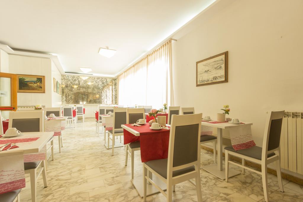 Roma Khách sạn