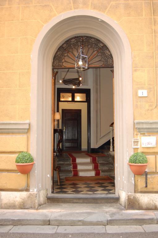 Antica Piazza Dei Miracoli Bed & Breakfast