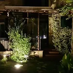 La Casa Con Piscina Riscaldata Interna Anna Luxury Garden