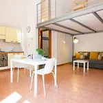Altido Colorful Studio For 4 Near Leaning Tower With Parking