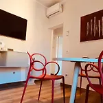 The Square Of Miracles Apartment