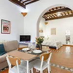 Pisa Stylish Loft In The City Center