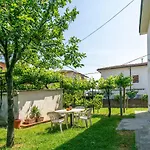 Amazing apartment in Pisa with 2 Bedrooms