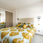 Hostly - Cisanello Suite Apartment - Light And Colors