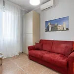 Yellowsunny Apartment With Two Balconies