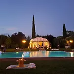 Villa Luxury Pool & Garden