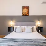 Toli\'S Guest